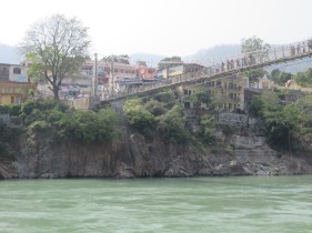 Bridge over the Ganges in Laxmanjulah, the power of the river is very deceptive